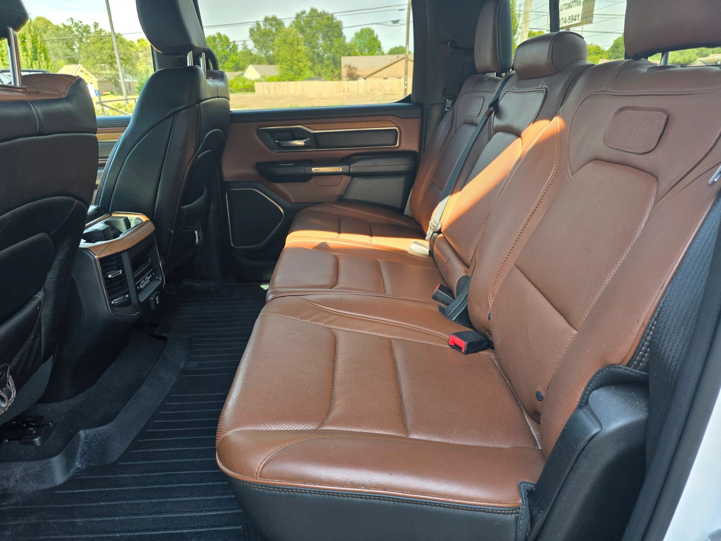 Used 2019 RAM 1500 Limited AWD/4WD image 11