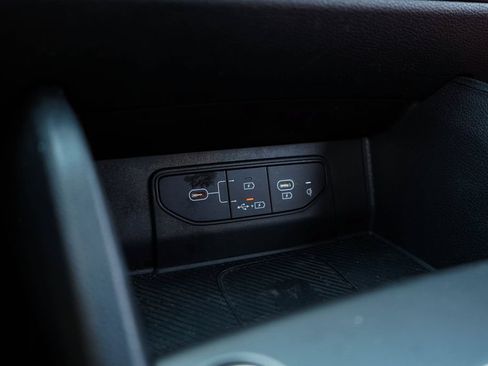 Used 2026 Kia Sportage SX FWD image 28