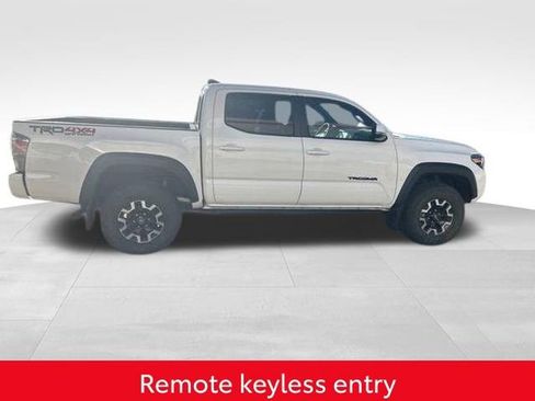 Used 2023 Toyota Tacoma TRD Off-Road image 6