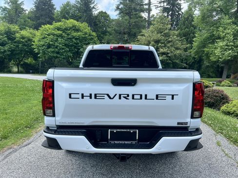 Used 2025 Chevrolet Colorado LT w/ Advanced Trailering Package RWD image 9