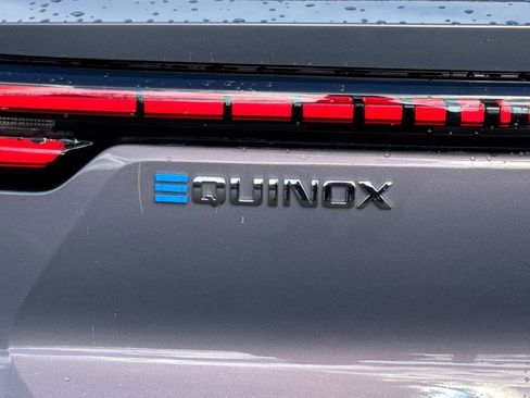 New 2026 Chevrolet Equinox EV LT image 26