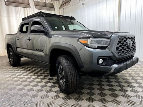 Used 2023 Toyota Tacoma TRD Off-Road image 46