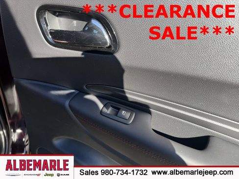 Used 2024 Dodge Durango GT image 36