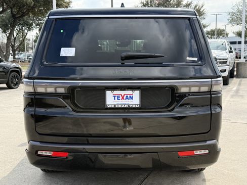 New 2026 Jeep Grand Wagoneer L 2WD w/ Premium Group I image 6