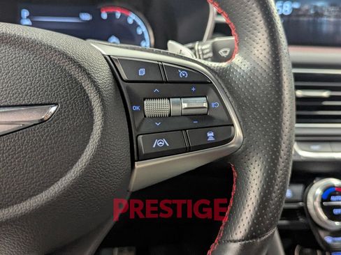 Used 2022 Genesis G70 3.3T RWD image 18