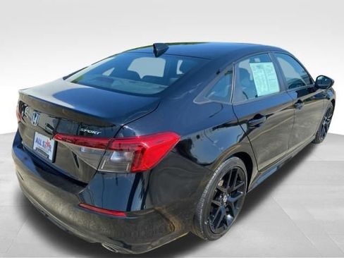 Used 2022 Honda Civic Sport image 8