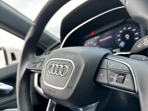 Used 2021 Audi Q3 2.0T Premium image 12