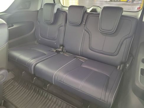 Used 2026 INFINITI QX80 4WD w/ Sport Exterior Package image 10