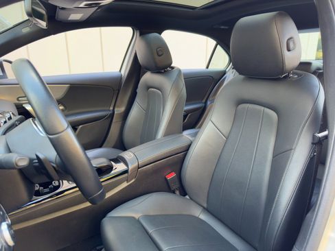 Used 2022 Mercedes-Benz A 220 image 37