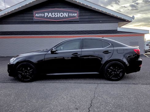 Used 2012 Lexus IS 250 RWD image 2