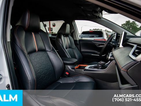 Used 2024 Toyota RAV4 Adventure image 16