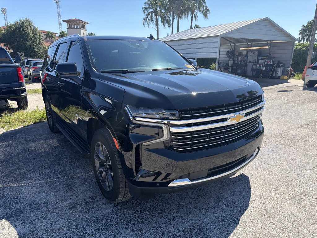 Used 2023 Chevrolet Tahoe LT w/ LT Signature Package RWD image 2