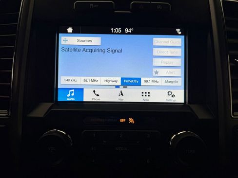 Used 2019 Ford F150 XLT w/ Equipment Group 302A Luxury AWD/4WD image 26
