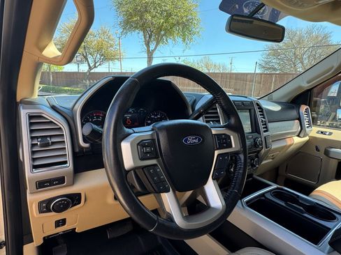 Used 2017 Ford F250 Lariat w/ Lariat Value Package image 24