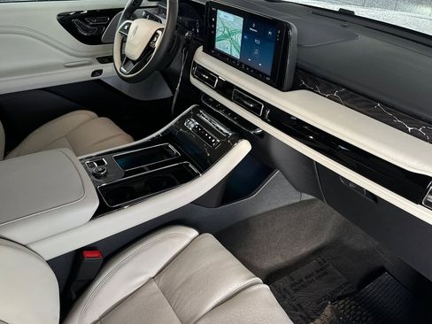 New 2026 Lincoln Aviator Black Label w/ Jet Appearance Package image 16