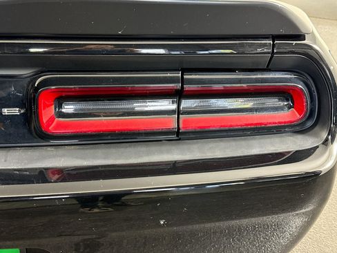 Used 2023 Dodge Challenger SXT RWD image 32