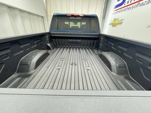 New 2026 GMC Sierra 2500 Denali AWD/4WD image 7
