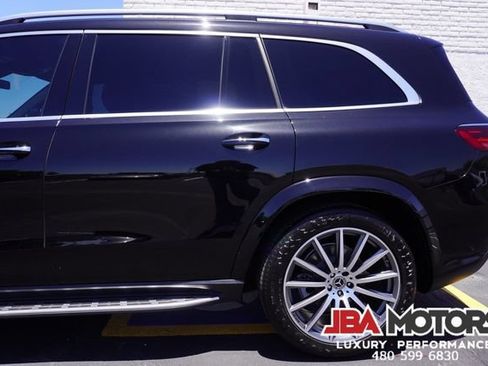 Used 2024 Mercedes-Benz GLS 580 4MATIC image 44