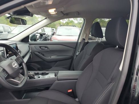 New 2026 Nissan Rogue S image 9