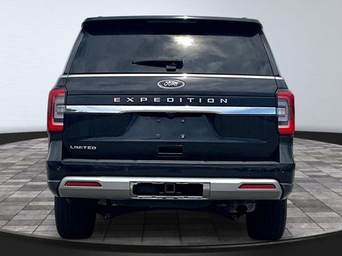 Used 2023 Ford Expedition Limited AWD/4WD image 5