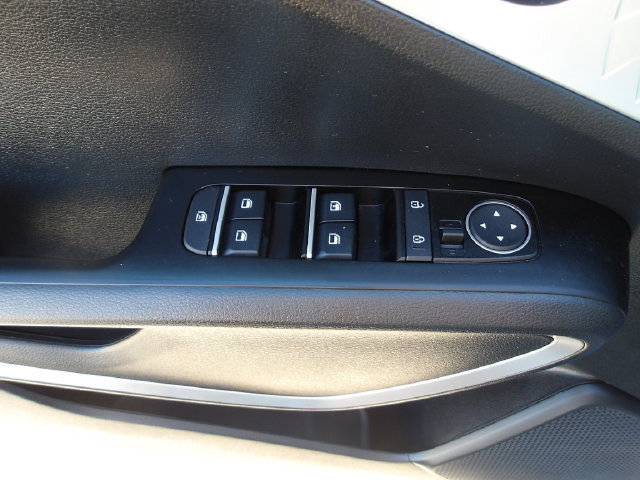 Used 2025 Kia Soul S FWD image 14
