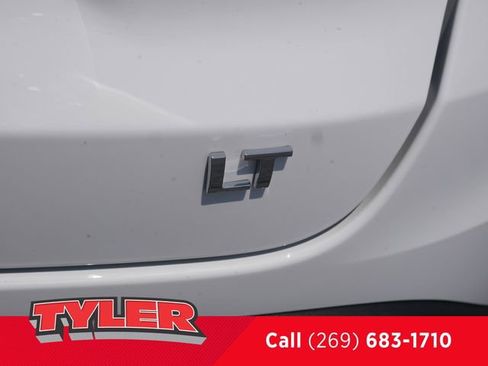 New 2025 Chevrolet Trax LT image 15