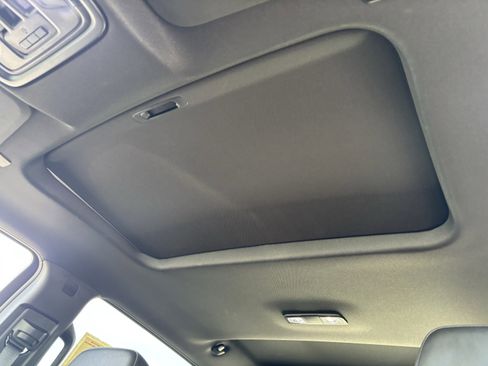 Used 2024 GMC Sierra 1500 AT4 w/ Technology Package image 20