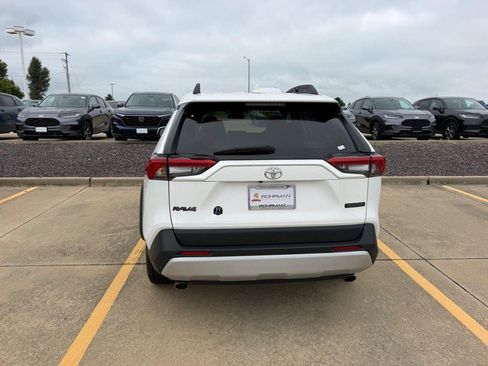 Used 2024 Toyota RAV4 Adventure AWD/4WD image 3