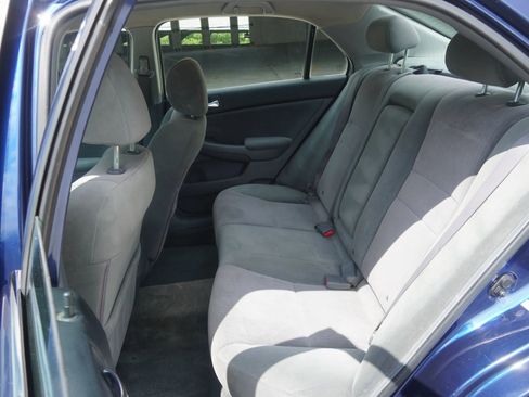 Used 2004 Honda Accord LX image 34