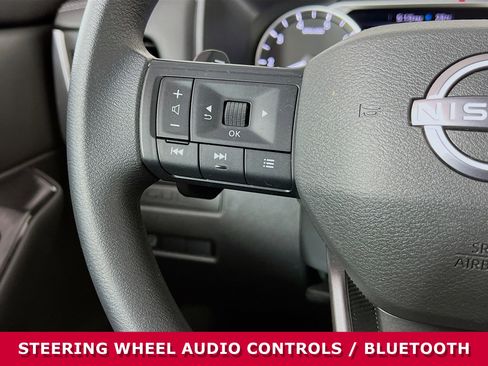 Used 2026 Nissan Rogue S AWD/4WD image 13
