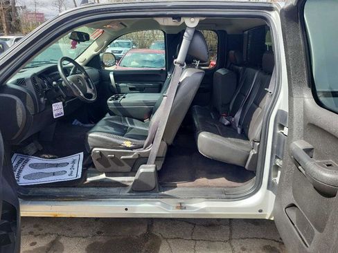 Used 2011 GMC Sierra 1500 SLE w/ Power Tech Package image 10