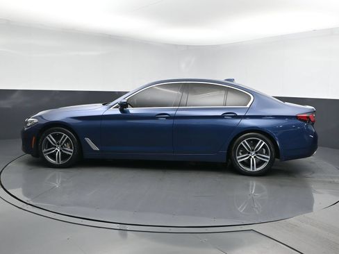 Used 2021 BMW 530i xDrive w/ Convenience Package AWD/4WD image 4