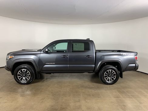 Used 2023 Toyota Tacoma TRD Sport w/ Advanced Technology Package image 15