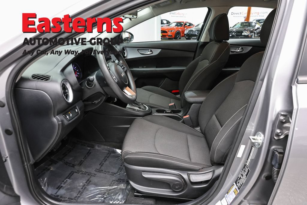 Used 2023 Kia Forte LXS w/ LXS Technology Package FWD image 15