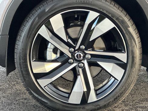 Used 2026 Volvo XC40 B5 Ultra w/ Protection Package Premier AWD/4WD image 24