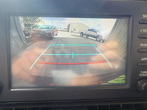 Used 2019 Toyota RAV4 XLE w/ Carpet Mat Package image 15