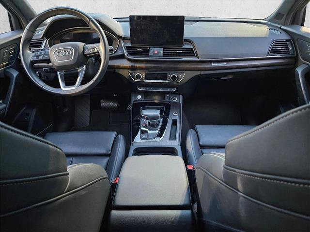 Used 2023 Audi Q5 2.0T Premium Plus w/ Premium Plus Package AWD/4WD image 17