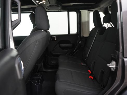 Used 2021 Jeep Wrangler Unlimited Sport image 16