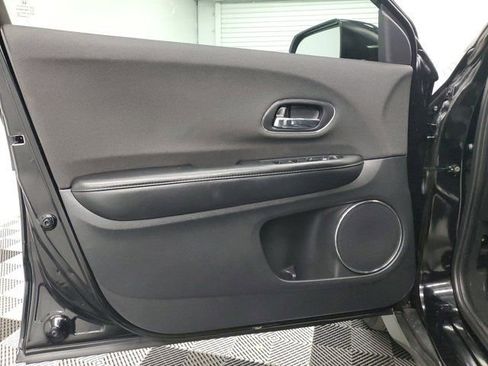 Certified 2022 Honda HR-V EX image 17