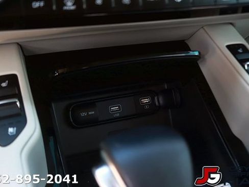 Certified 2022 Kia Telluride SX w/ SX Prestige Package AWD/4WD image 25