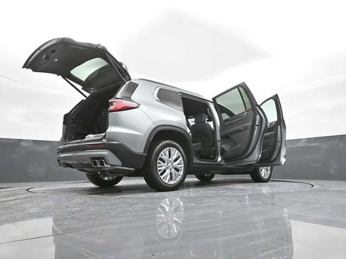 New 2025 GMC Acadia Elevation w/ Elevation Premium Package image 44