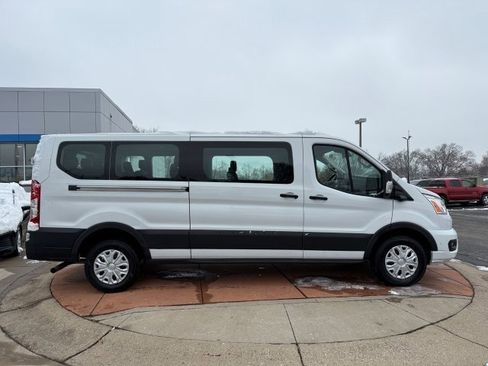 Used 2022 Ford Transit 350 XLT image 6