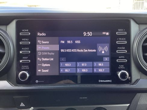 Used 2021 Toyota Tacoma SR w/ SR Convenience Package image 5