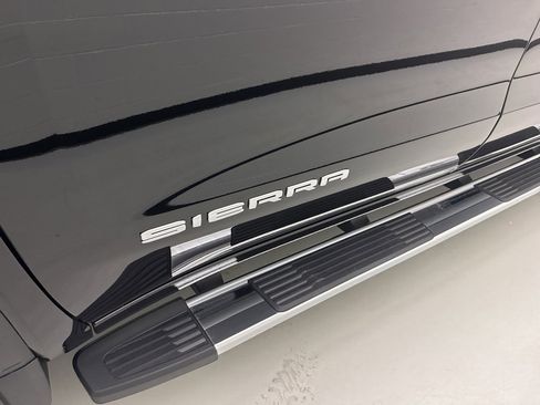 New 2026 GMC Sierra 1500 SLT w/ SLT Premium Plus Package image 14