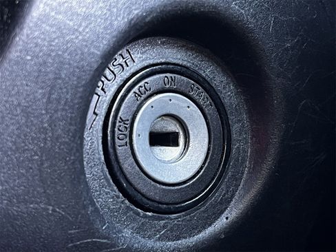 Used 2023 Toyota Corolla LE image 17