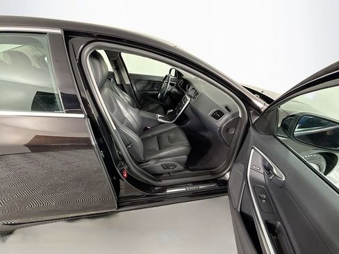 Used 2013 Volvo S60 T5 FWD image 27