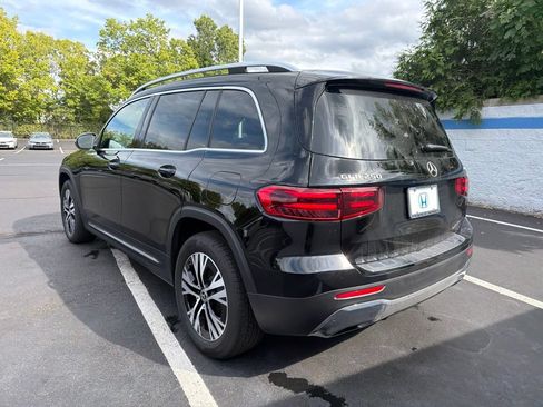 Used 2026 Mercedes-Benz GLB 250 4MATIC image 3