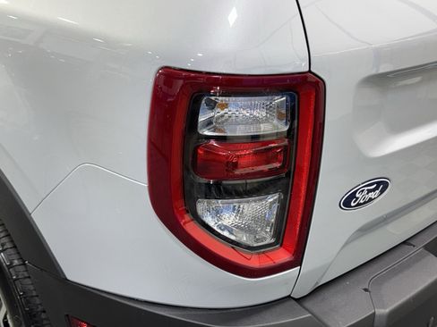New 2026 Ford Bronco Sport Outer Banks w/ Outer Banks Tech Package+ AWD/4WD image 18