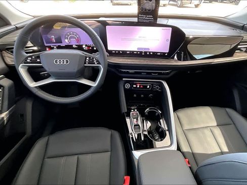 New 2026 Audi Q5 Premium image 5