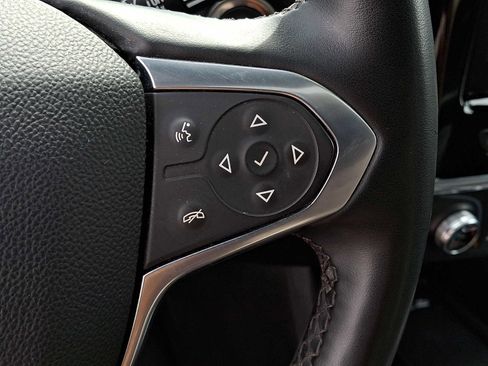 Used 2023 Chevrolet Traverse LT w/ LT Premium Package image 22